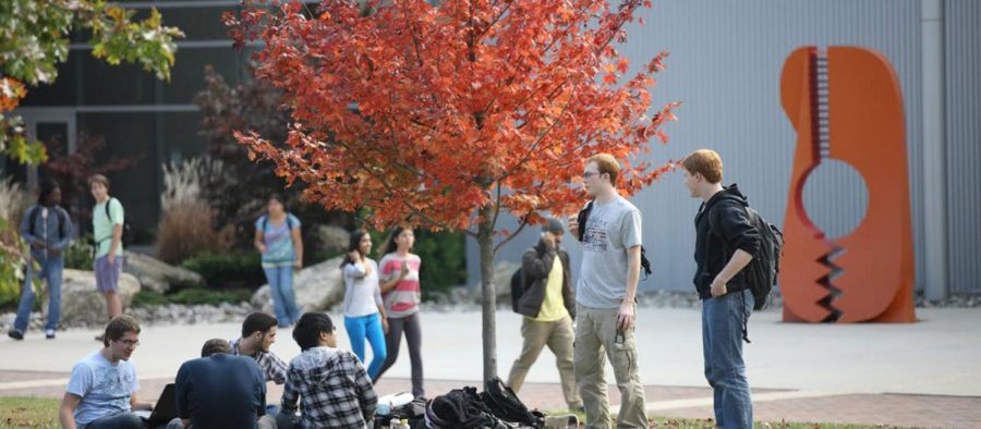 Fall foilage on HCCs campus