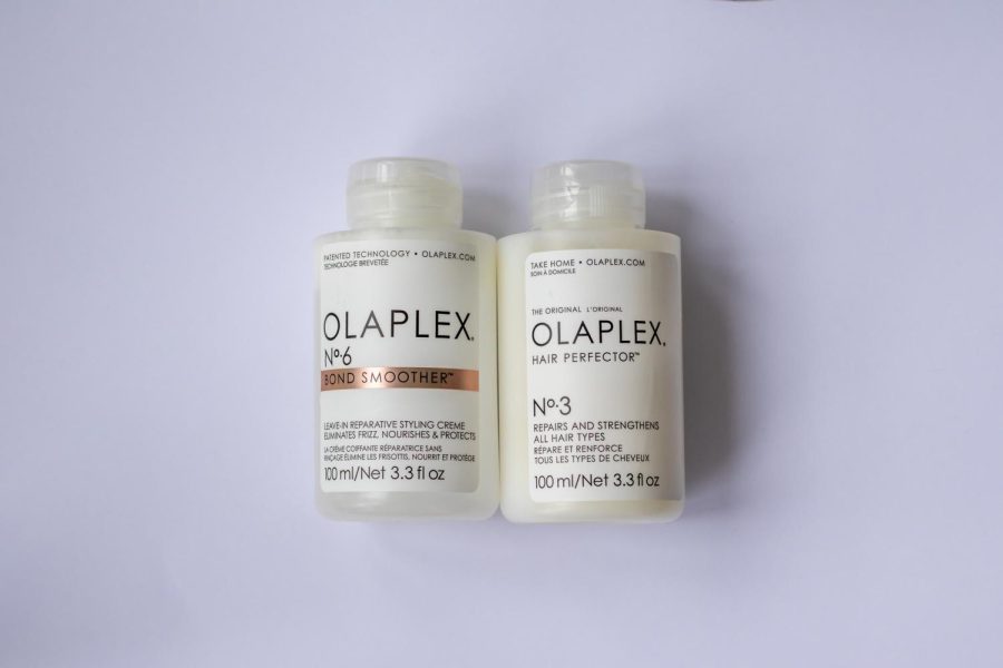 Hair restoration and repair mask OLAPLEX 3 and 6 Bond Smoother. (Deposit Photos.)